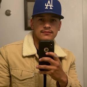 Meet your Posher, Sebas